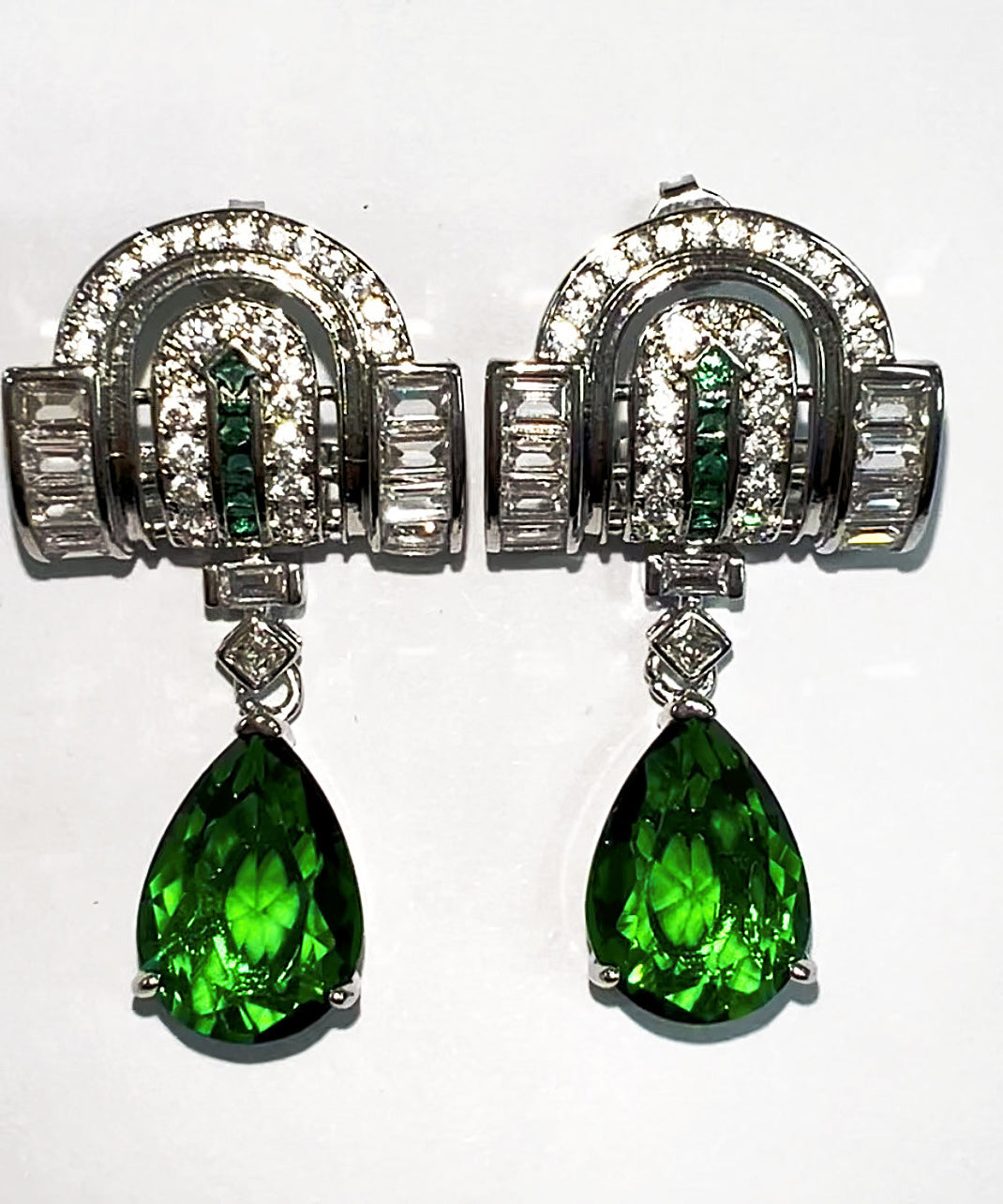 Boucles d'oreilles femme goutte d'eau design moderne 2