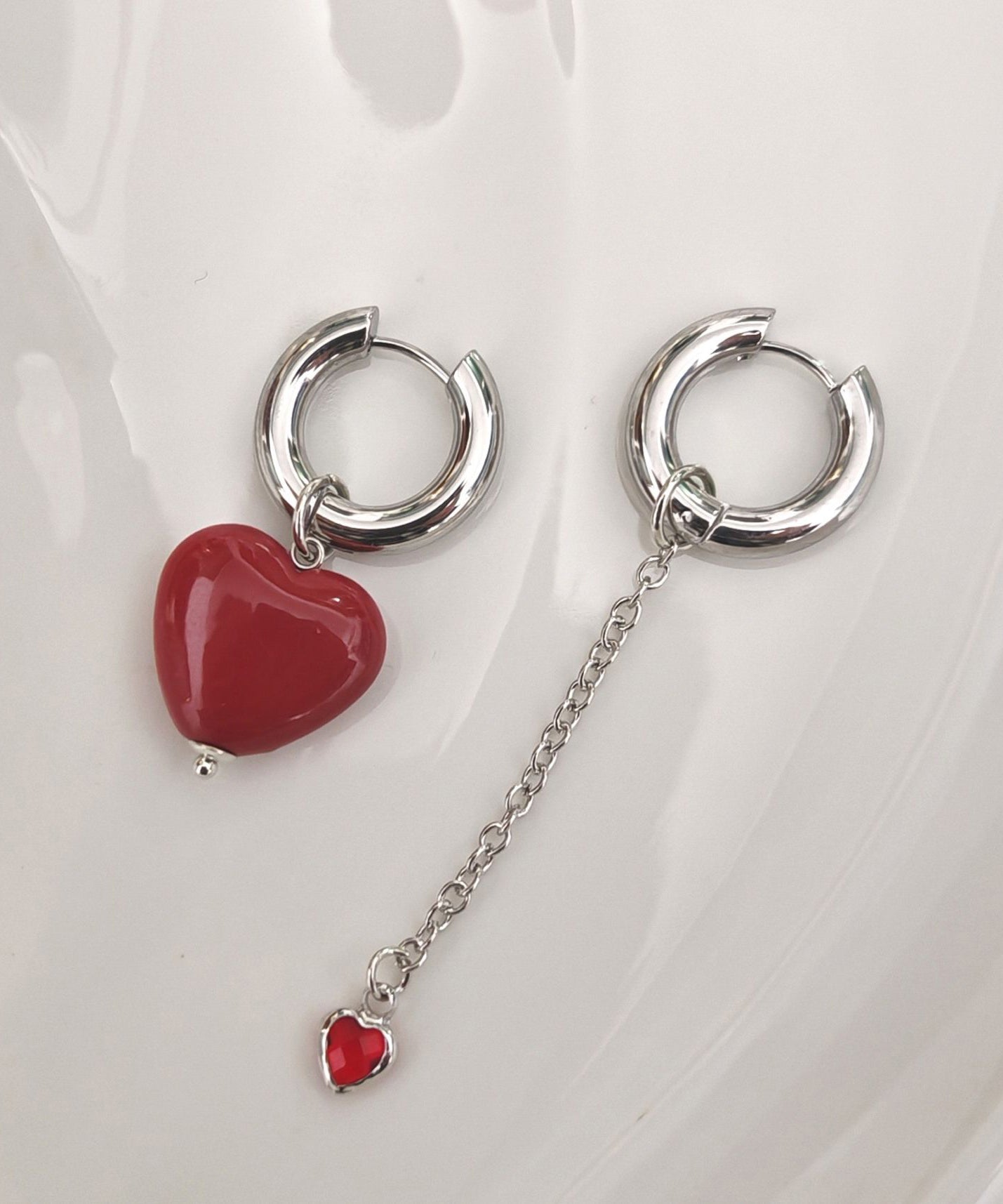 Boucles d'oreilles pendantes asymétriques pour femme 2