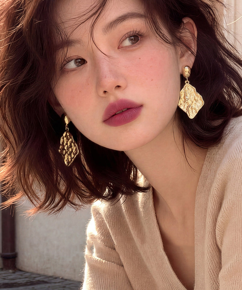 Boucles d'oreilles pendantes pour femme design froissé original 2
