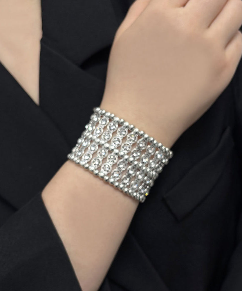 Bracelet Femme Design Évidé Moderne 0