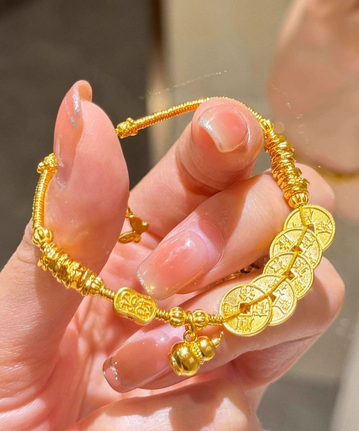 Bracelet à breloques pour femme style moderne 2