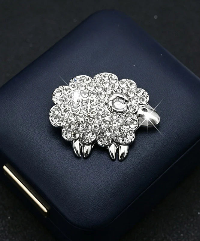 Broche Femme Motif Mouton Raffiné 1