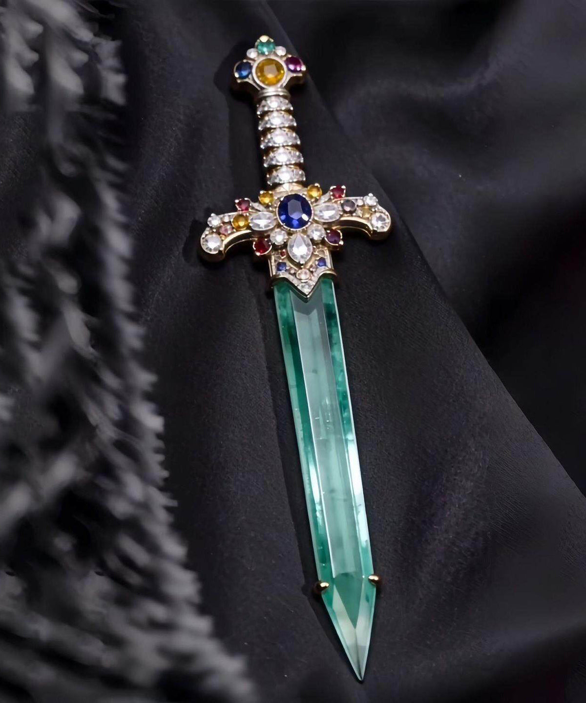 Broche Femme Style Épée Jade Incrustée Cuivre Bleu 1