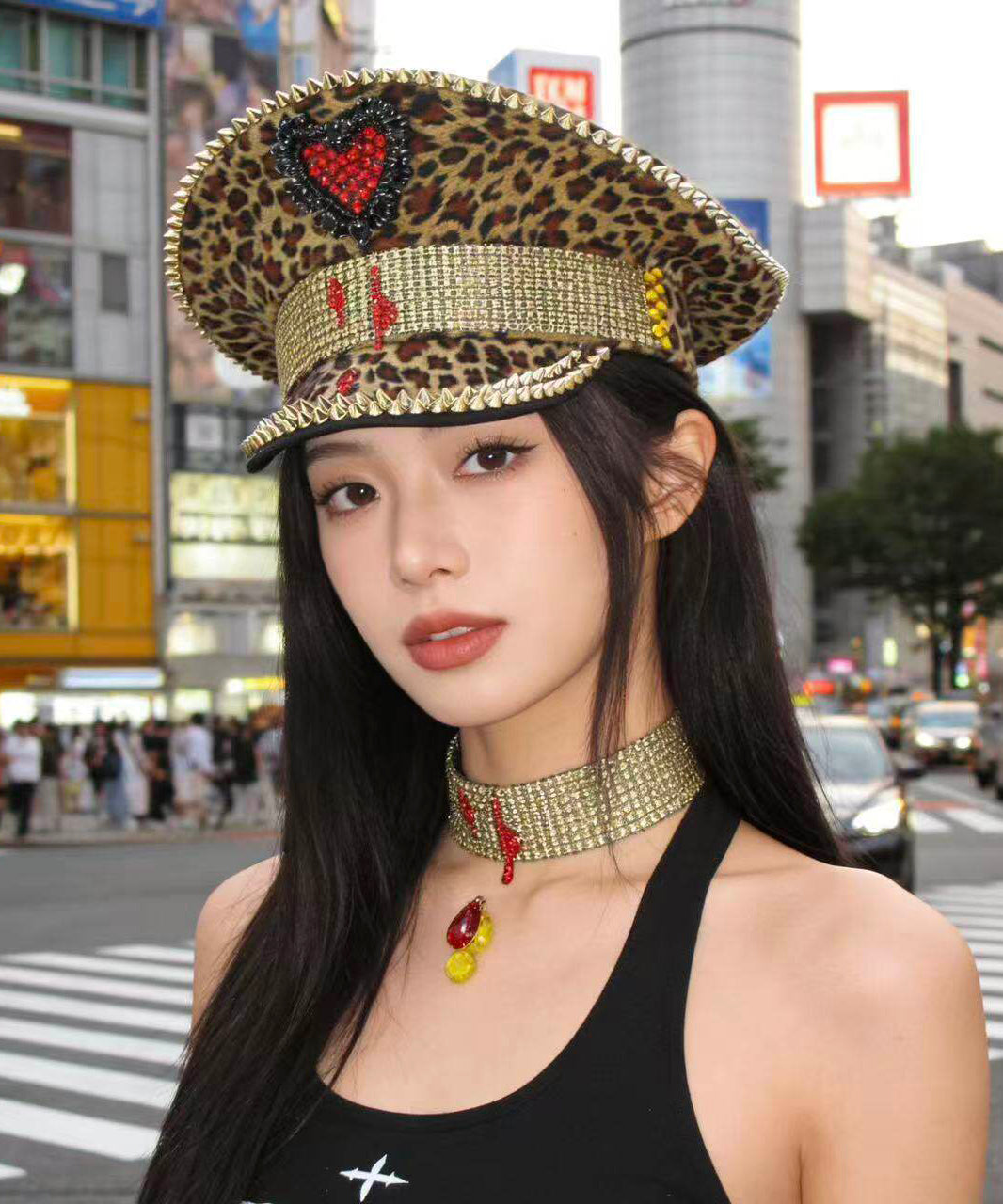 Chapeau à bords plats imprimé léopard pour femme style coréen 2