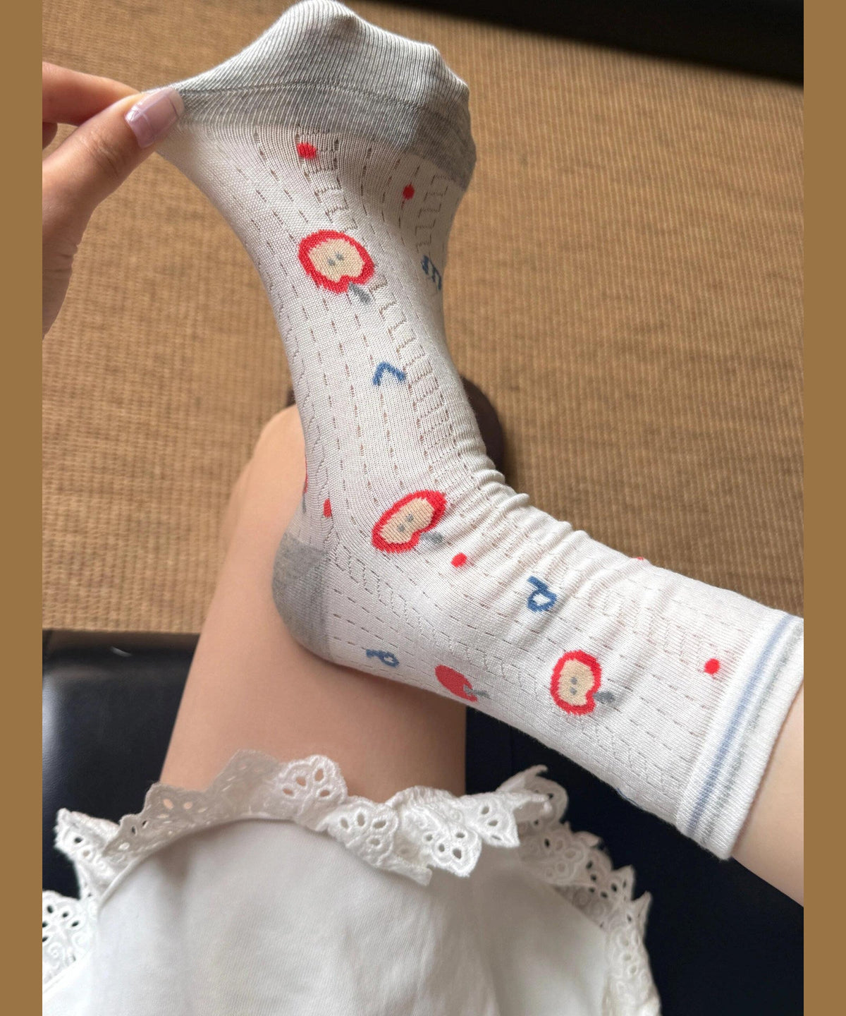 Chaussettes mi-mollet fines pour femme style jacquard d'été 4