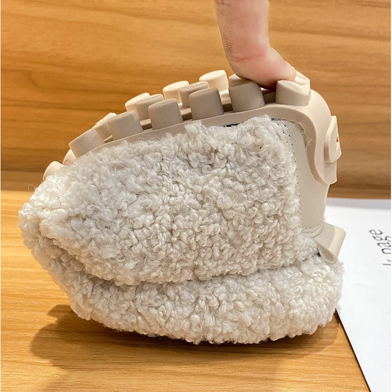 Chaussons Femme Antidérapants en Peluche Douce pour Intérieur 3