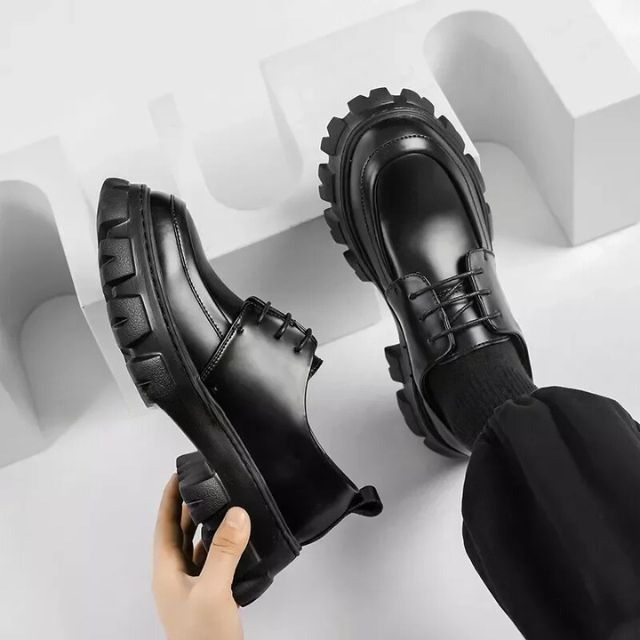 Chaussures Derby Modernes en Cuir pour Homme