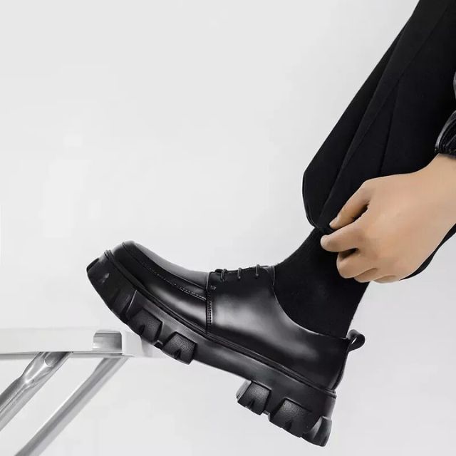 Chaussures Derby Modernes en Cuir pour Homme