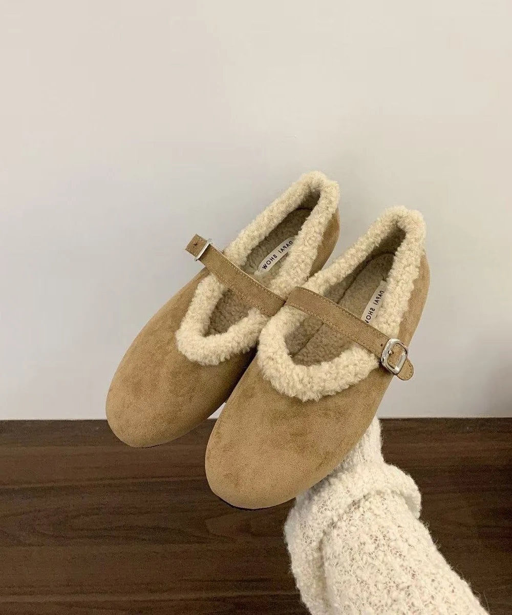 Chaussures plates femme à bout rond avec bride à boucle 4