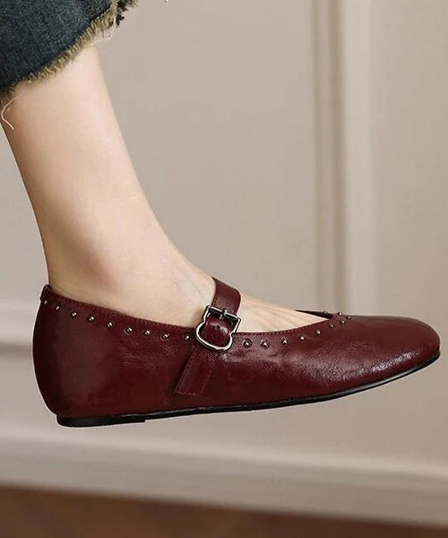 Chaussures plates femme avec bride à rivets et boucle 2
