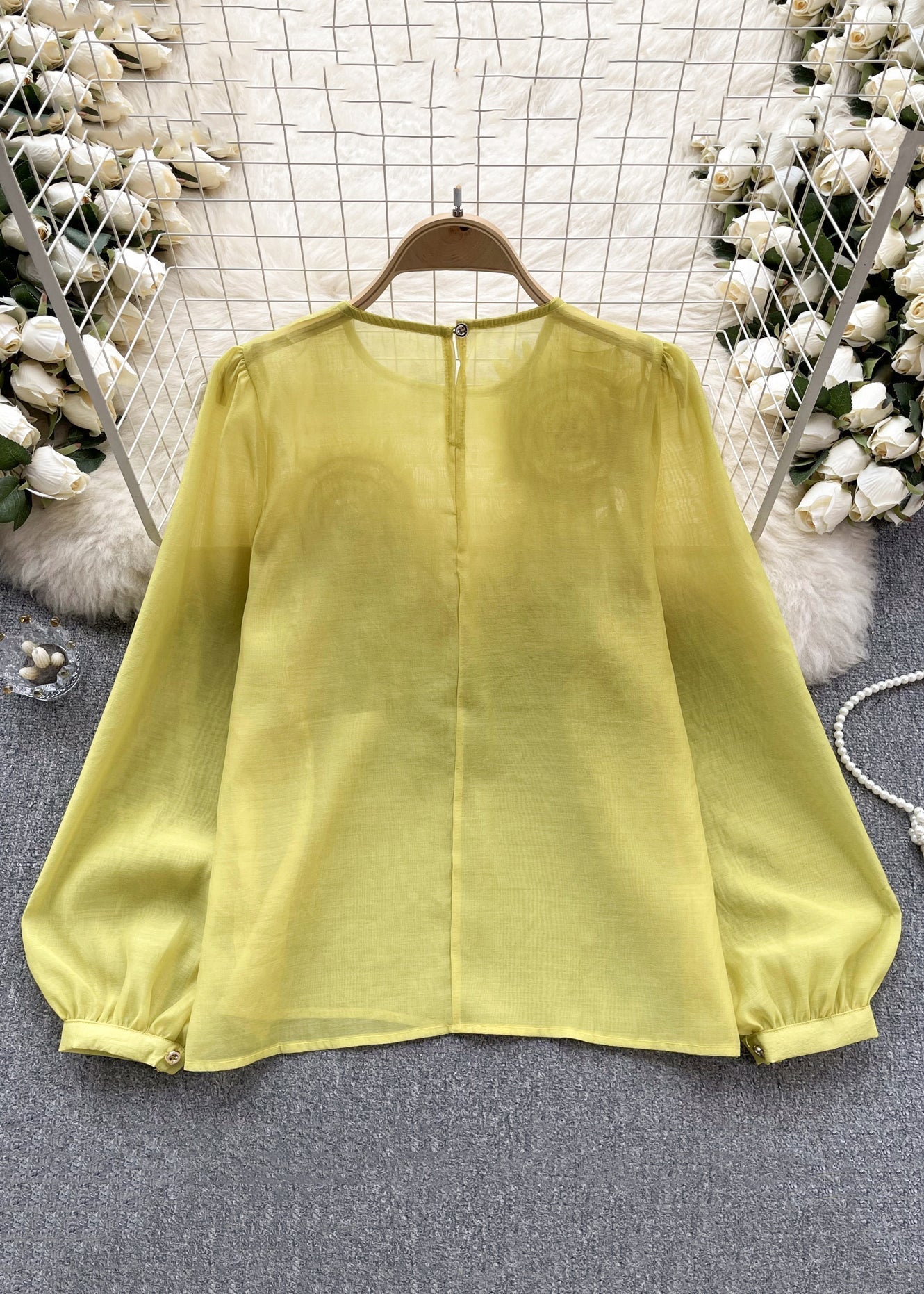 Chemise Femme Longue Manches Col Rond Floral Moderne 4
