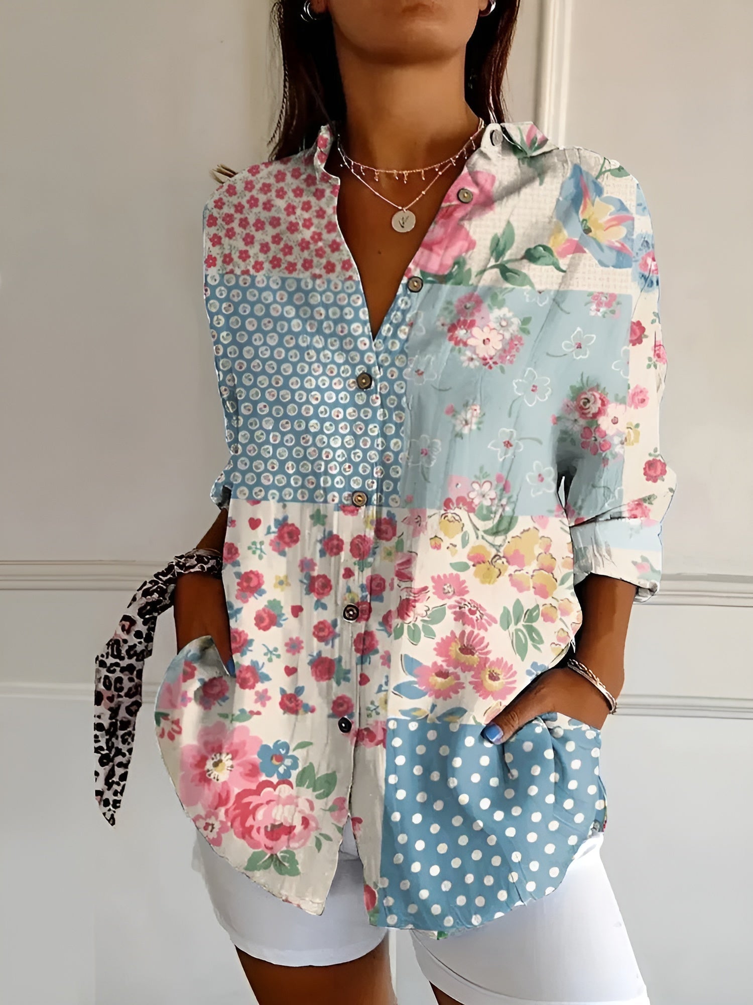 Chemise à boutons pour femmes en tissu léger à motif floral 2
