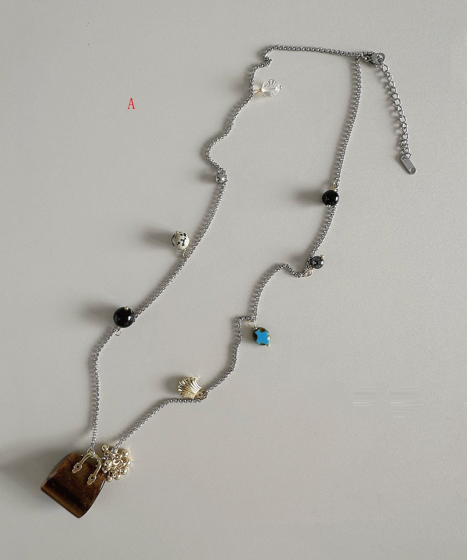 Collier Femme Long avec Pendentif en Pierre de Verre 1