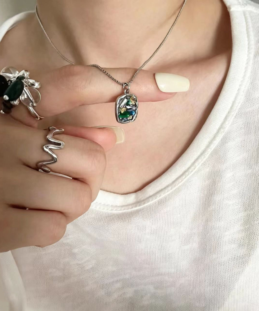 Collier Femme Pendentif Feuille Multicolore 1