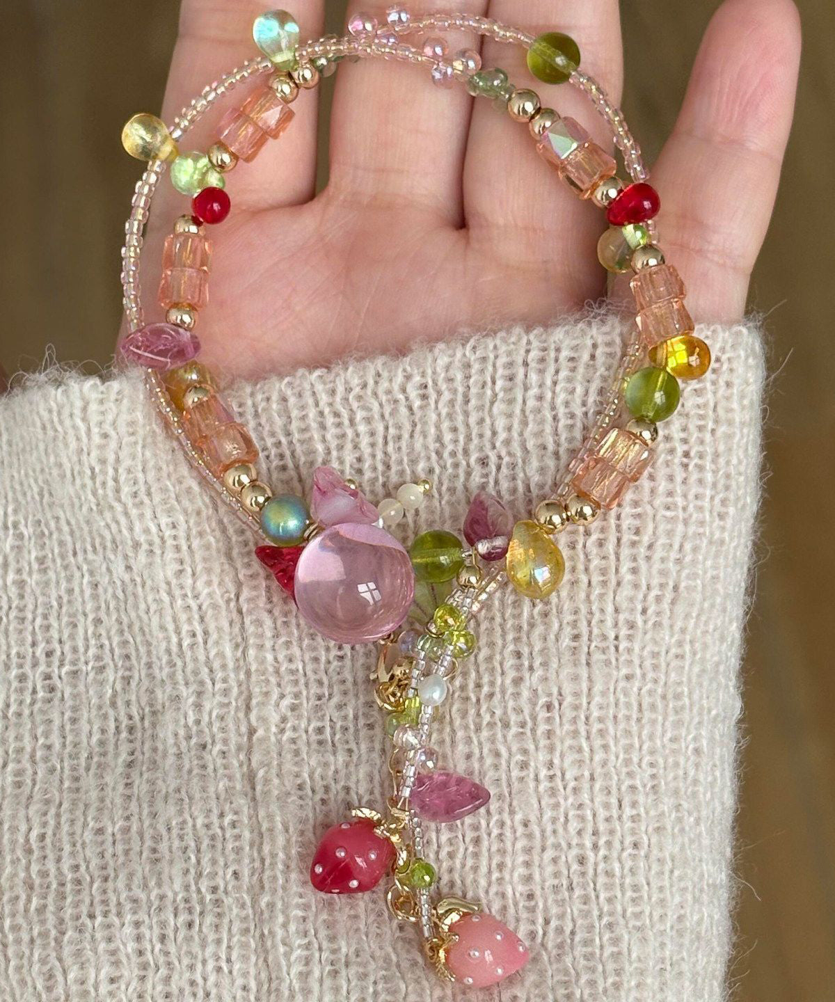 Collier Femme Pendentif Fraise Asymétrique Multicolore 3