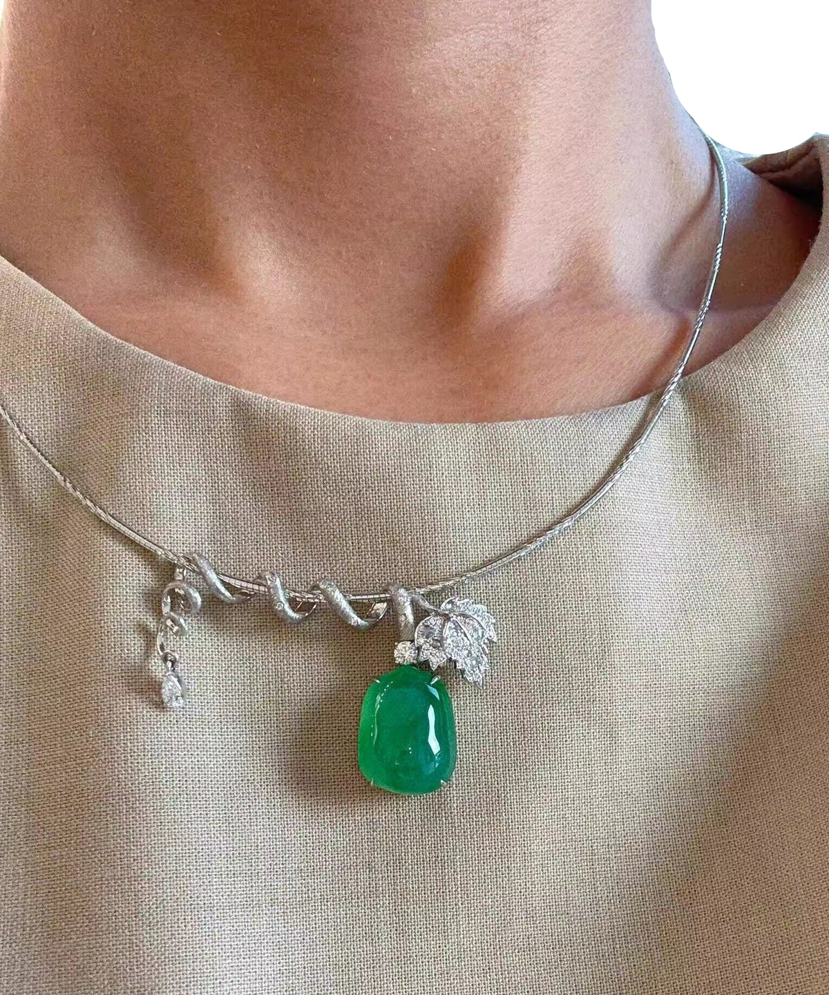 Collier Femme Pendentif Jade Style Moderne 0