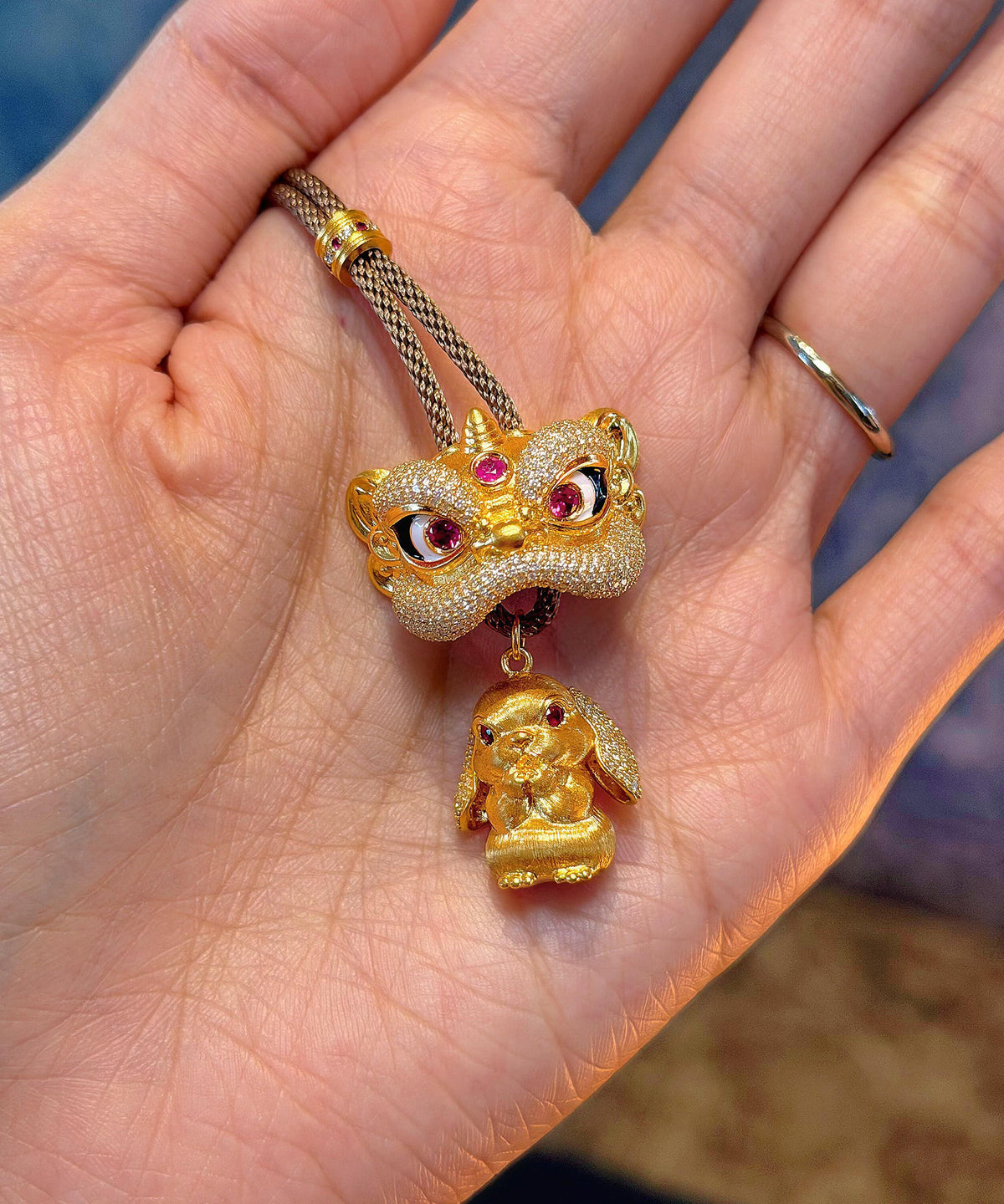 Collier Femme Pendentif Vintage Danse du Lion 0