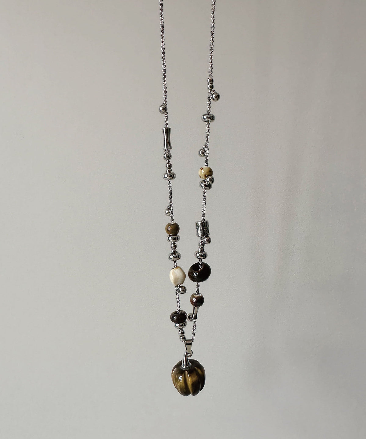 Collier long pour femme avec pendentif en pierre naturelle 4