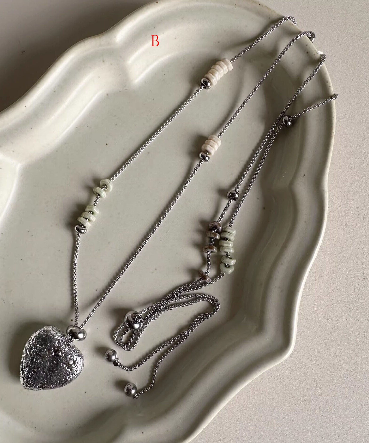 Collier long pour femme style bohème avec pendentif cœur 2