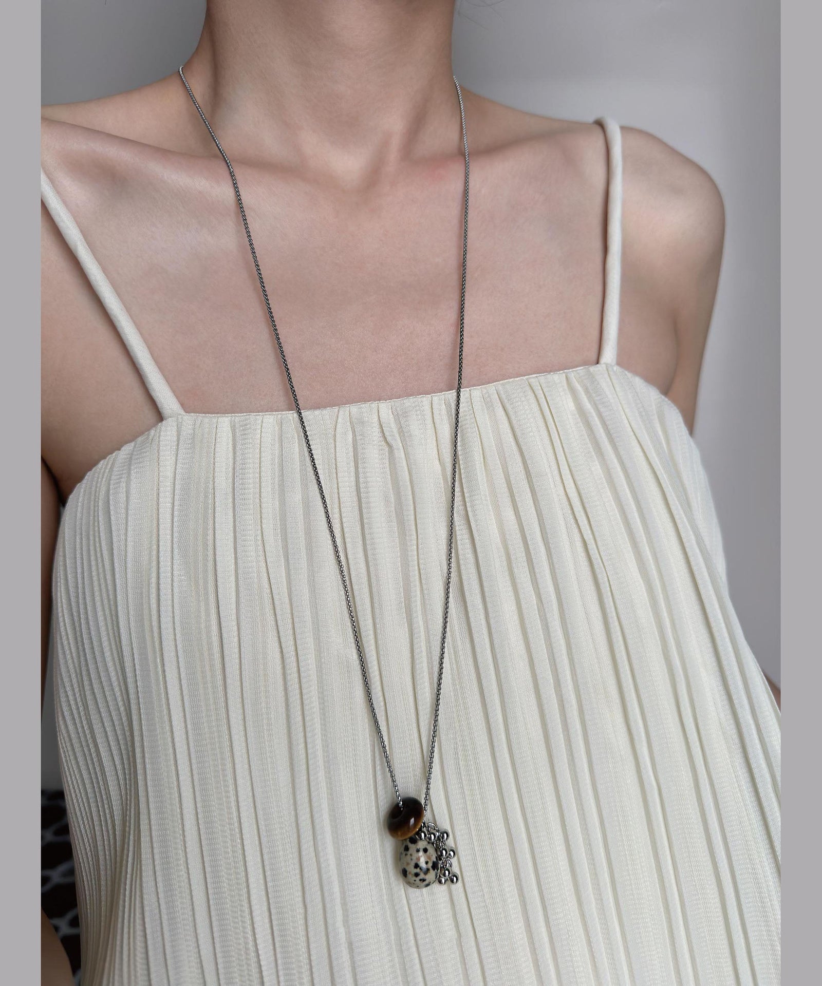Collier pendentif pour femme design original 1