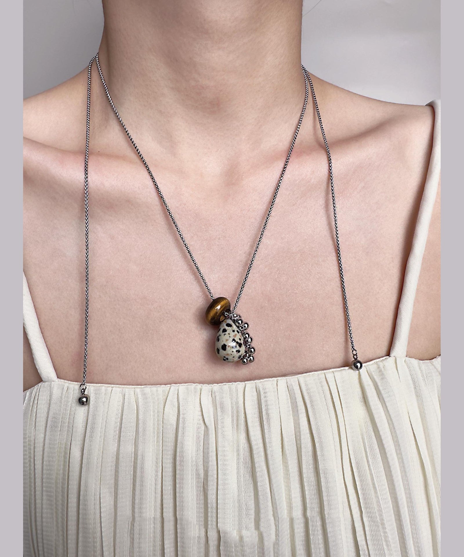 Collier pendentif pour femme design original 2