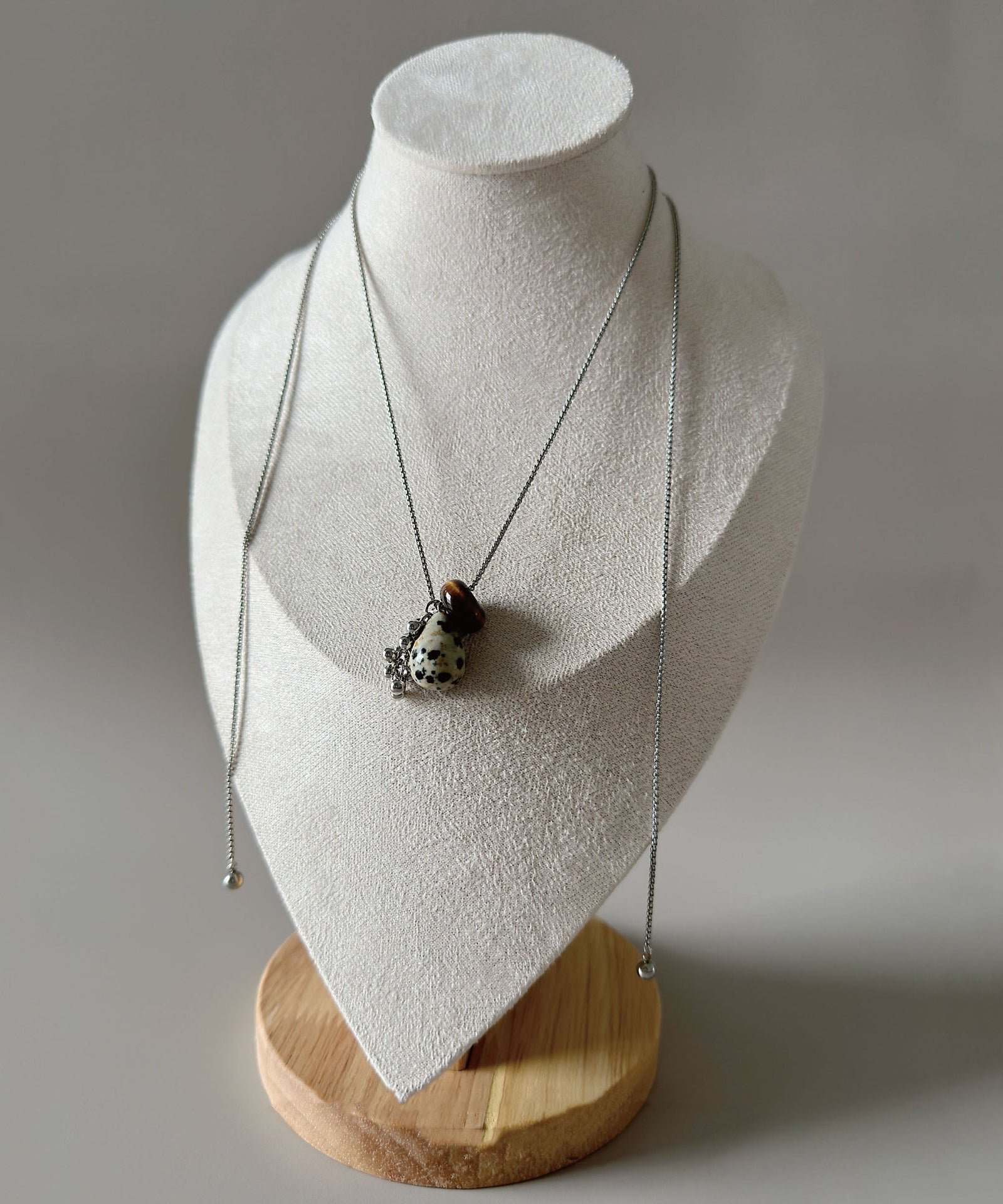Collier pendentif pour femme design original 3
