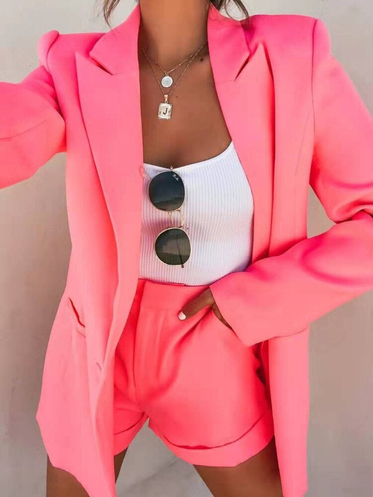 Ensemble Blazer et Short à Carreaux pour Femme 4