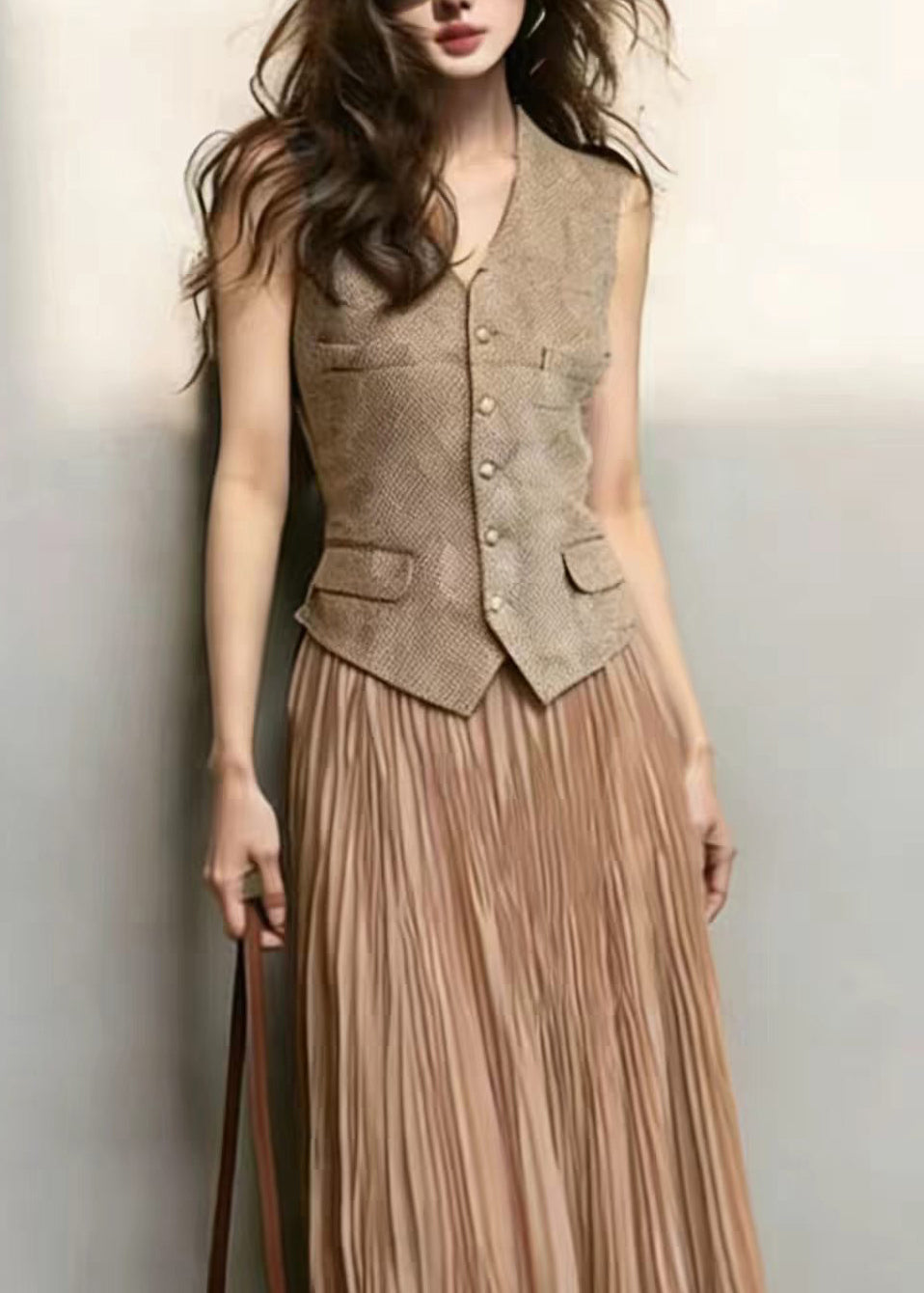 Ensemble Femme Gilet Sans Manches et Jupe Froissée Chic 3