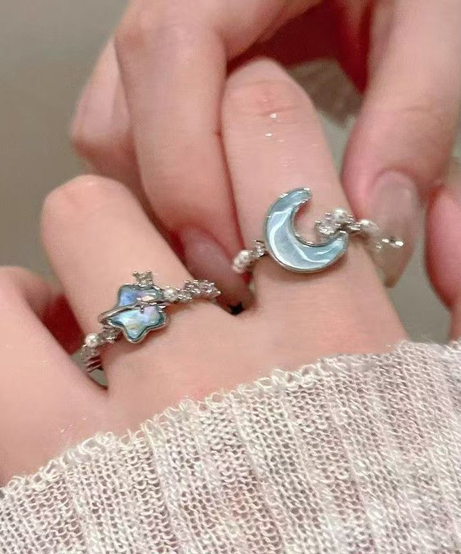 Ensemble de deux bagues femme lune et étoile design moderne 3