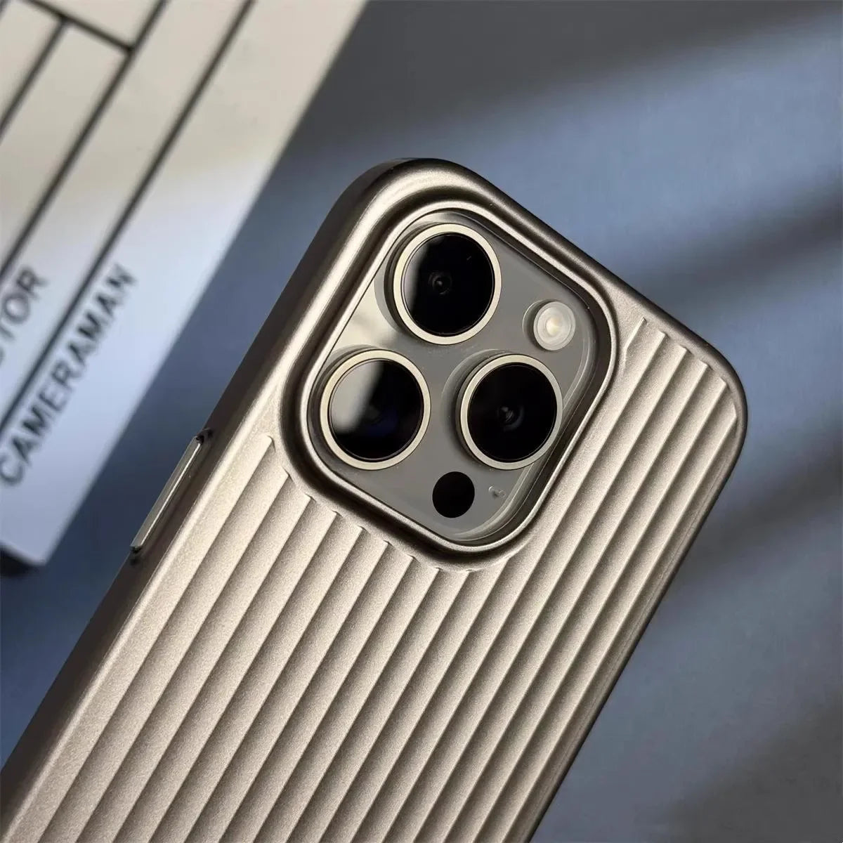 Étui de Téléphone Minimaliste Design Moderne avec Protection Optimale 7