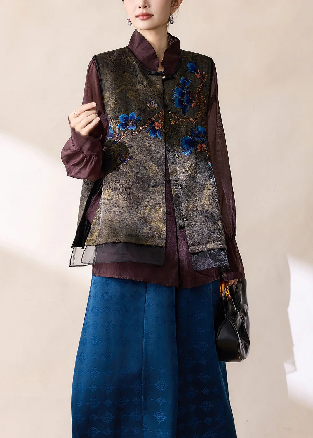 Gilet sans manches brodé style chinois pour femme 3