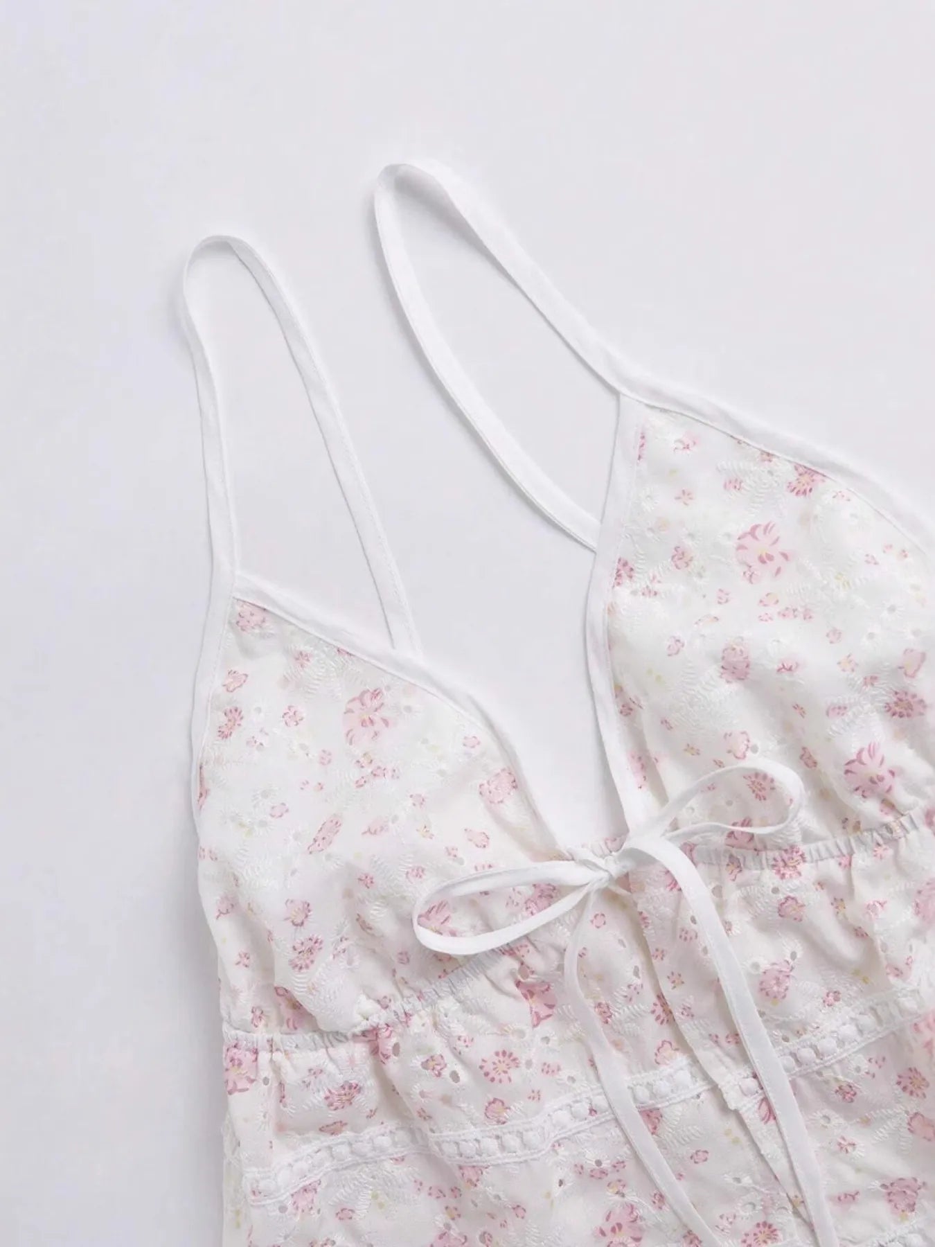 Haut à Bretelles Fleurs avec Nœud Avant 2