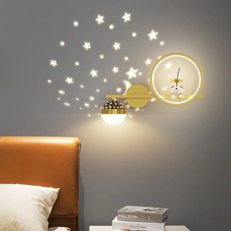Lampe Murale Enfant Univers Magique LED 7