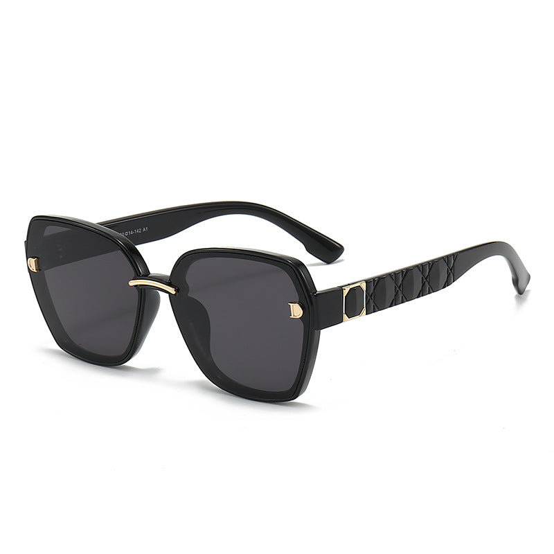 Lunette de Soleil Femme Monture Carrée Tendance 6