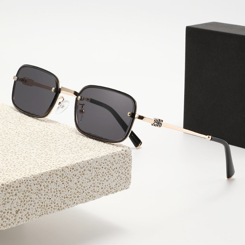Lunette de Soleil Femme Rectangulaire Polarisée Moderne 1