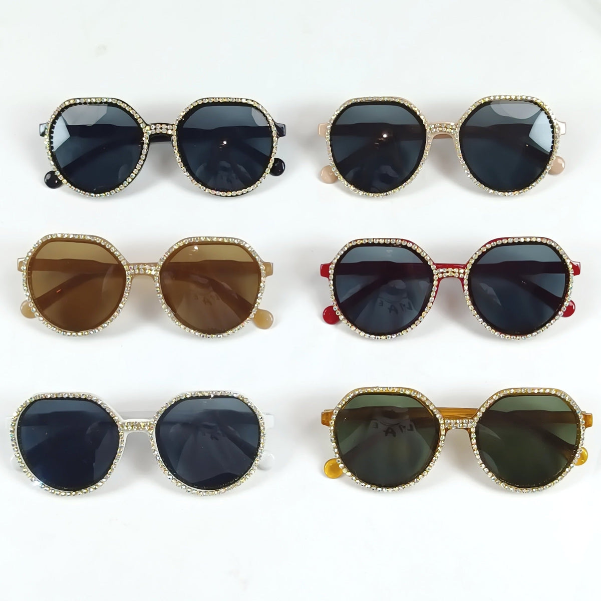 Lunette de Soleil Femme Surdimensionnée Embellie 4