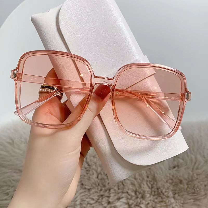 Lunettes de Soleil Femme Carrées Oversize Tendance 7