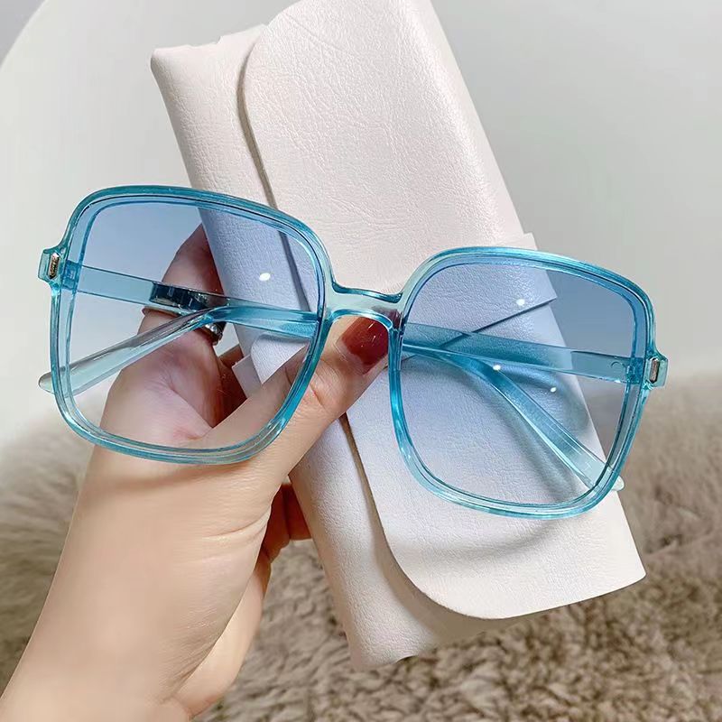 Lunettes de Soleil Femme Carrées Oversize Tendance 9