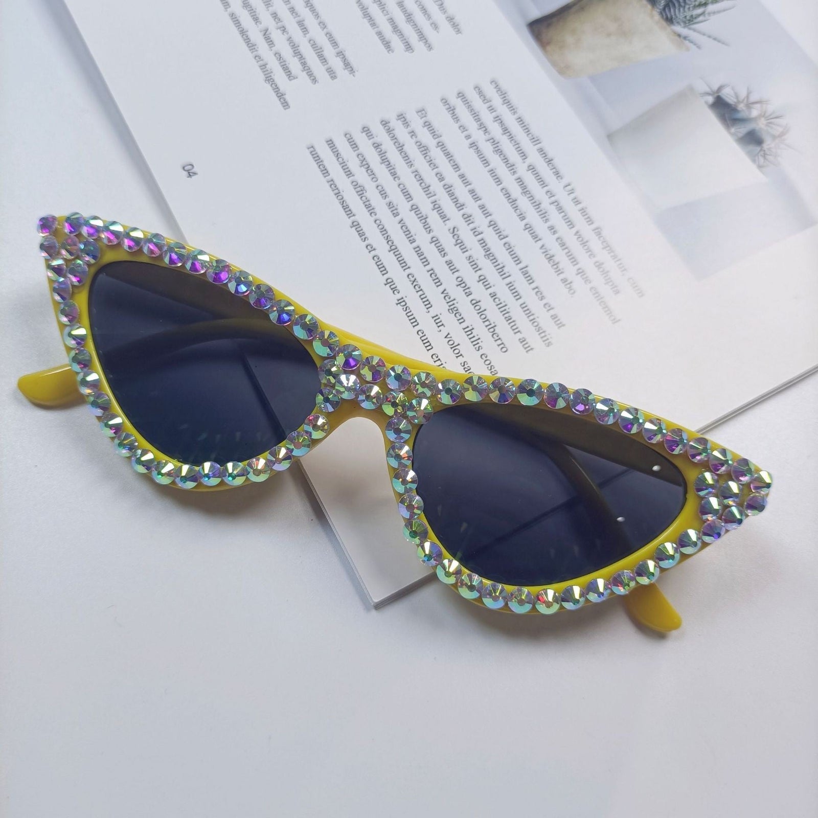 Lunettes de soleil Cat-Eye pour femmes avec cristaux scintillants 7