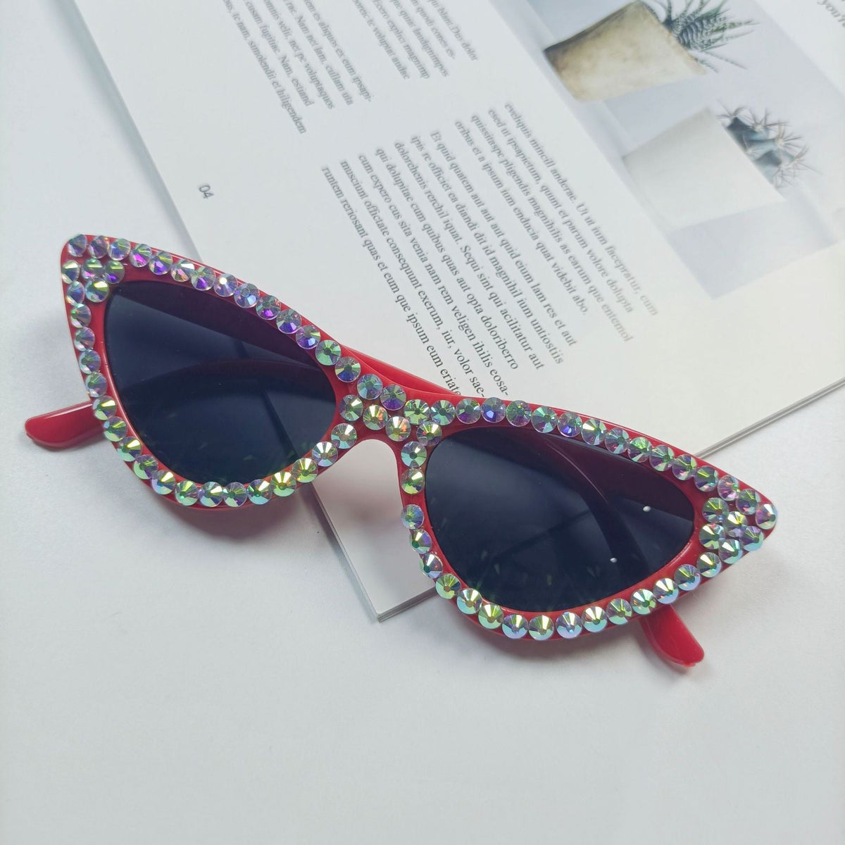 Lunettes de soleil Cat-Eye pour femmes avec cristaux scintillants 8