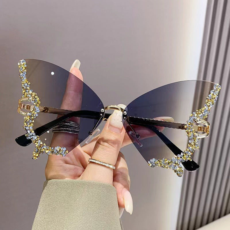 Lunettes de soleil à ailes pour femmes 1