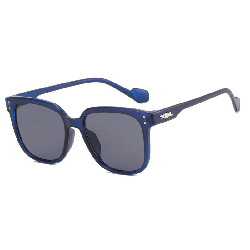 Lunettes de soleil carrées femme tendance 2