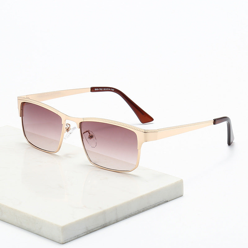 Lunettes de soleil carrées pour femme tendance 1