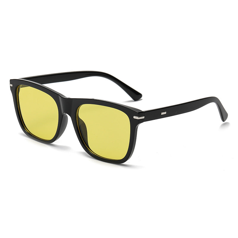Lunettes de soleil carrées pour femme tendance 4