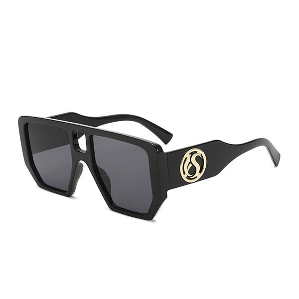 Lunettes de soleil carrées pour femmes avec accents dorés 10