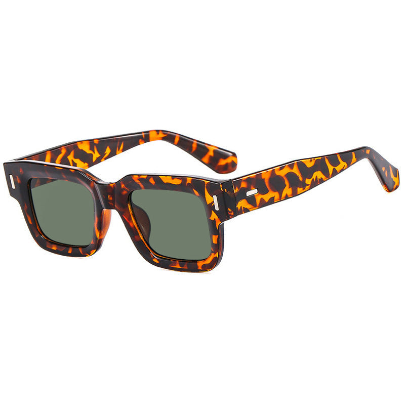 Lunettes de soleil carrées pour femmes avec imprimé léopard 0