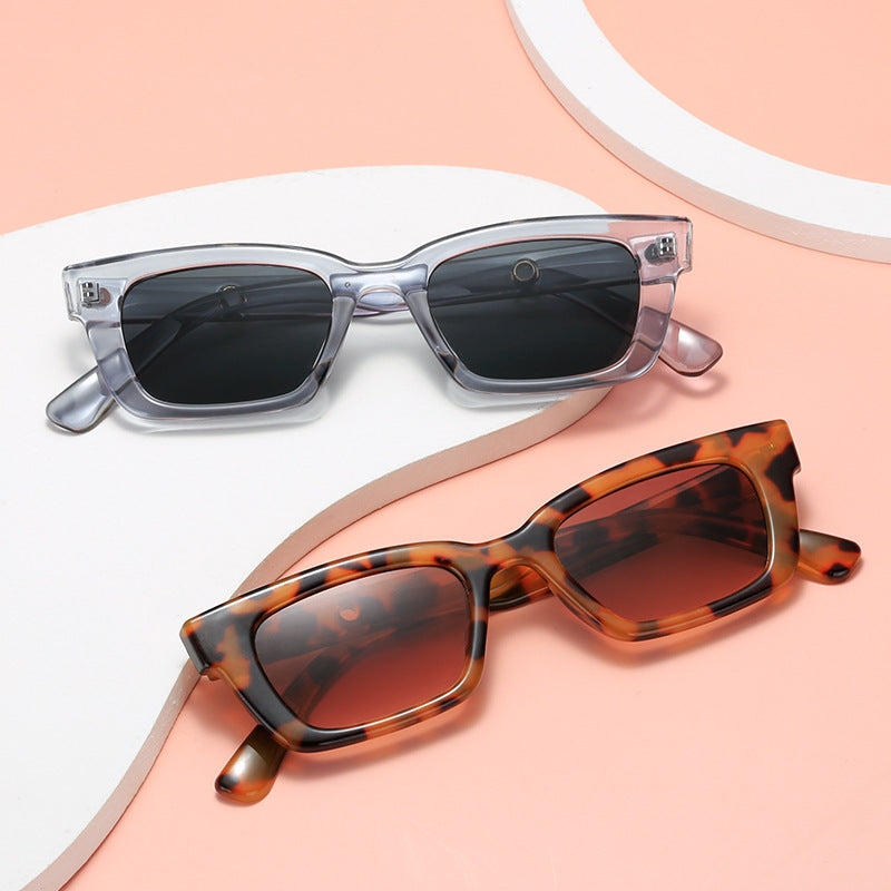 Lunettes de soleil carrées vintage pour femme 1