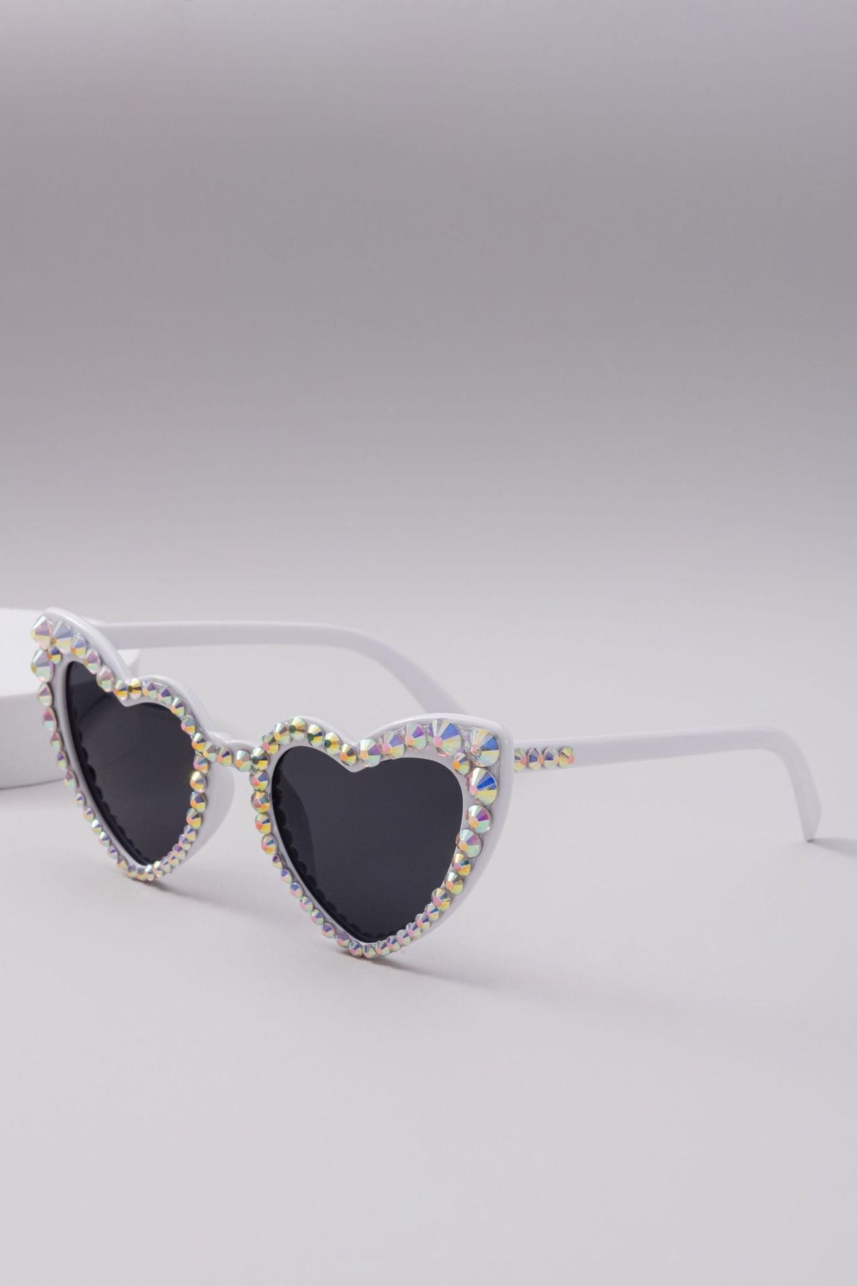 Lunettes de soleil en forme de cœur pour femmes 10