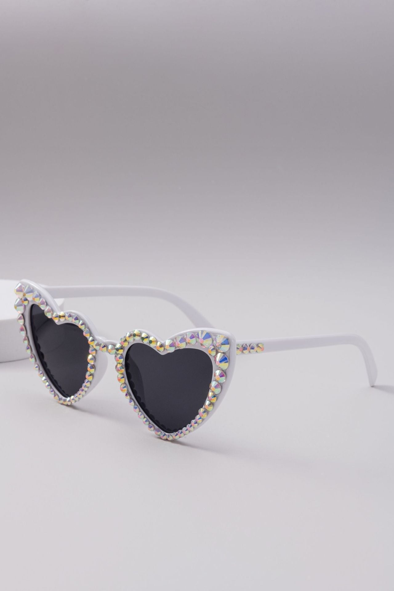 Lunettes de soleil en forme de cœur pour femmes 10