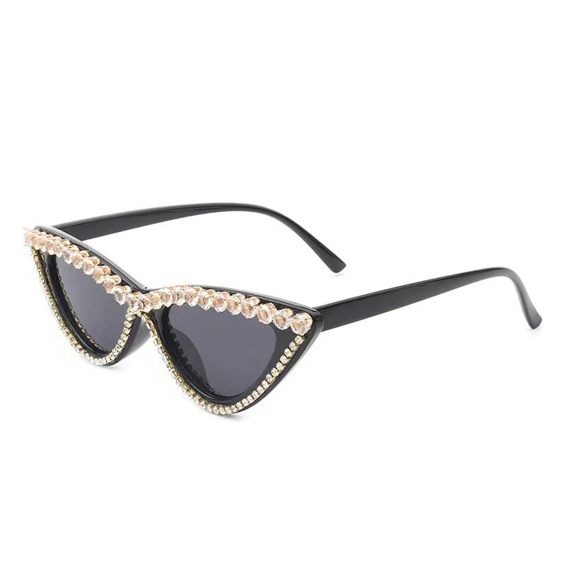 Lunettes de soleil femme œil de chat glamour 1